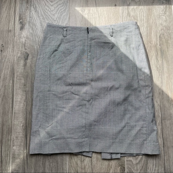 Judith & Charles gray small houndstooth checkered pencil skirt with front slit - Picture 5 of 6